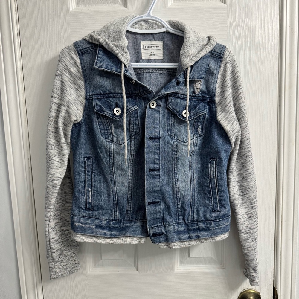 EightyTwo Women's Distressed Denim Jacket with Grey Sleeves and Hood - Size M